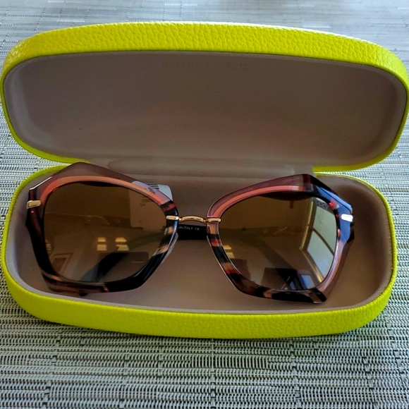 Emilio Pucci Rectangular Sunglass - Picture 3 of 4